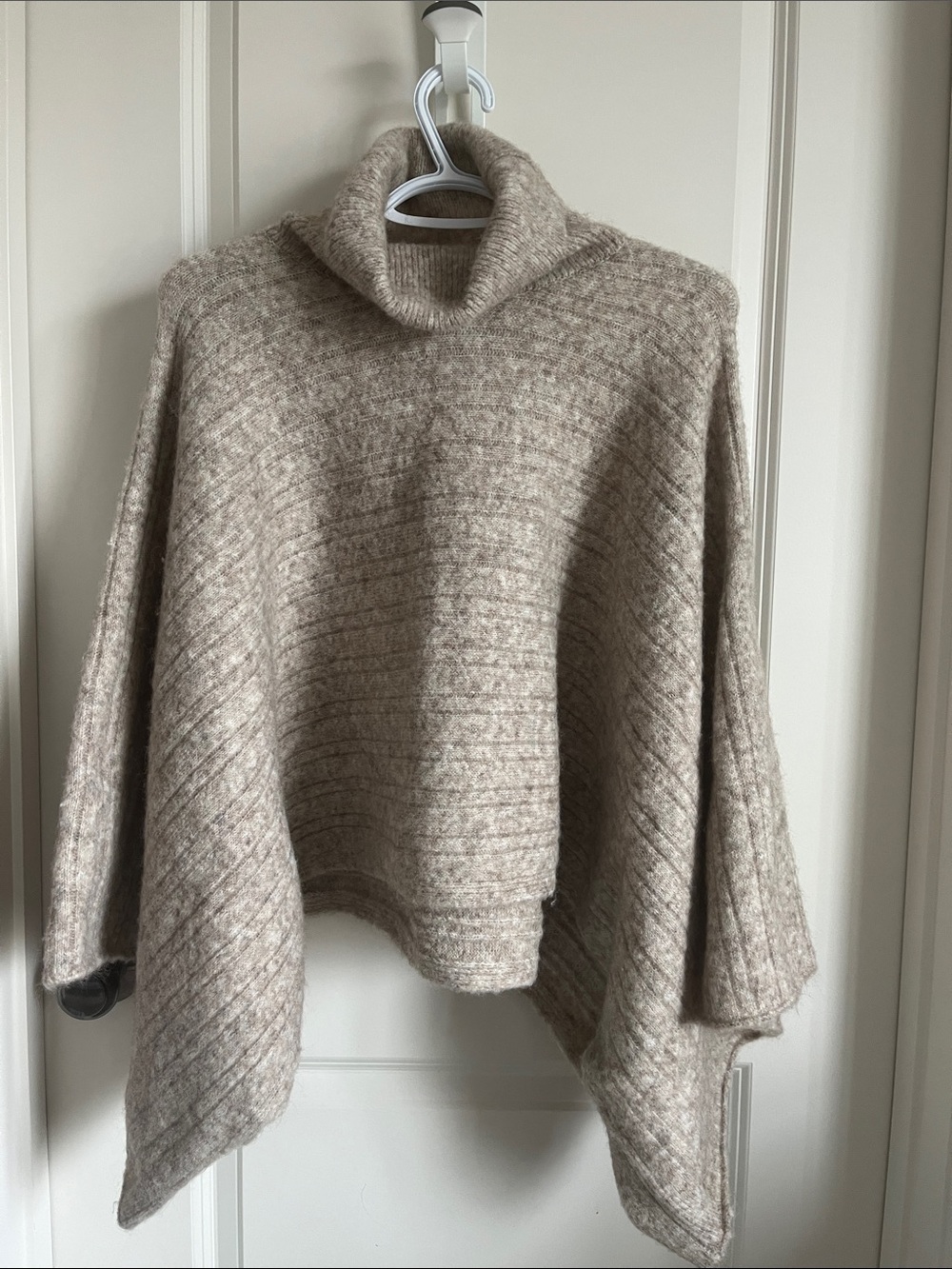 BNWT Free People Knit Turtleneck Poncho in Brown